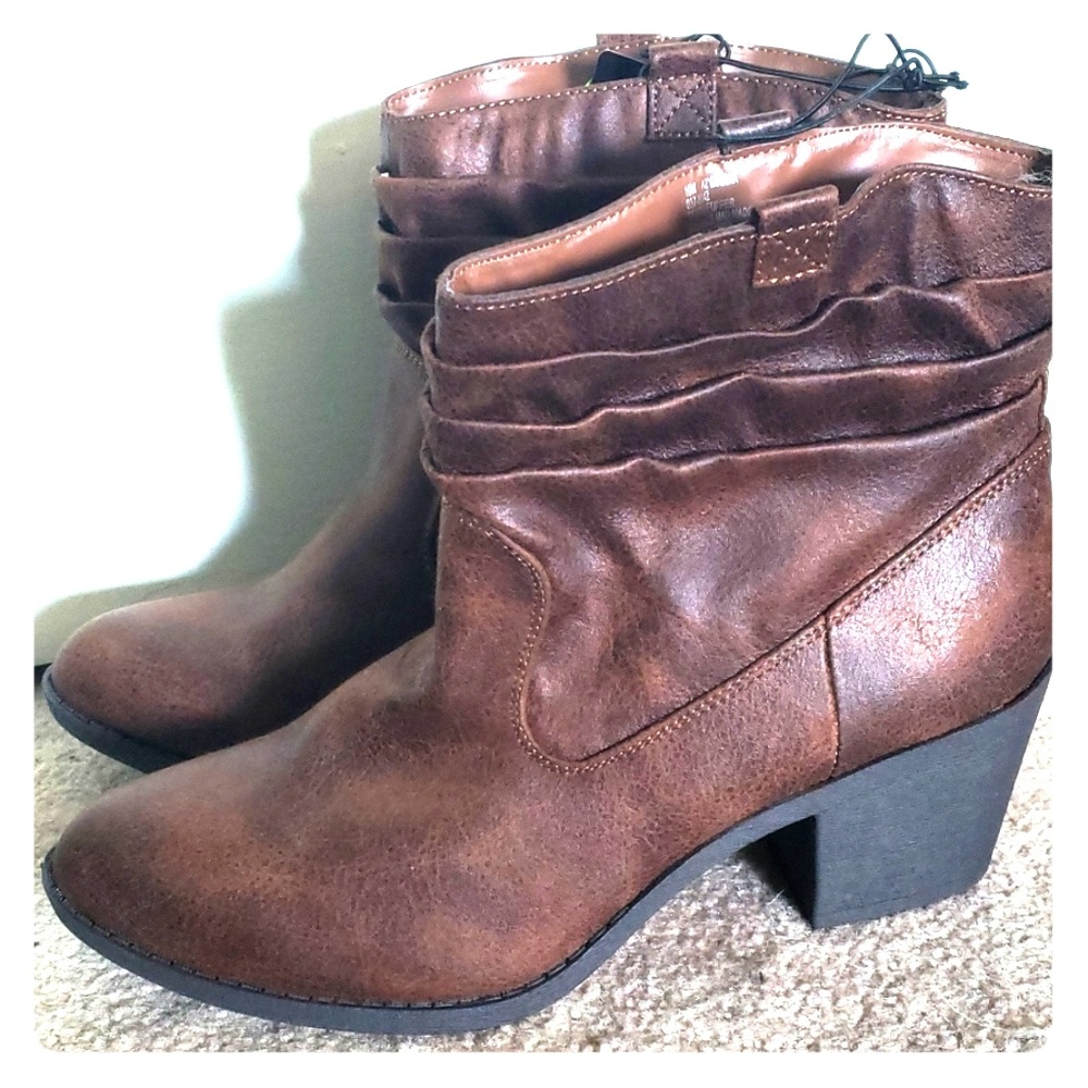 Arizona Jean's Co. Brown Booties